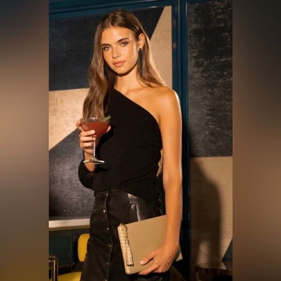 NWT Virginia Wolf Mimi Woven Gold Metallic Pouch Clutch Bag - Picture 13 of 13